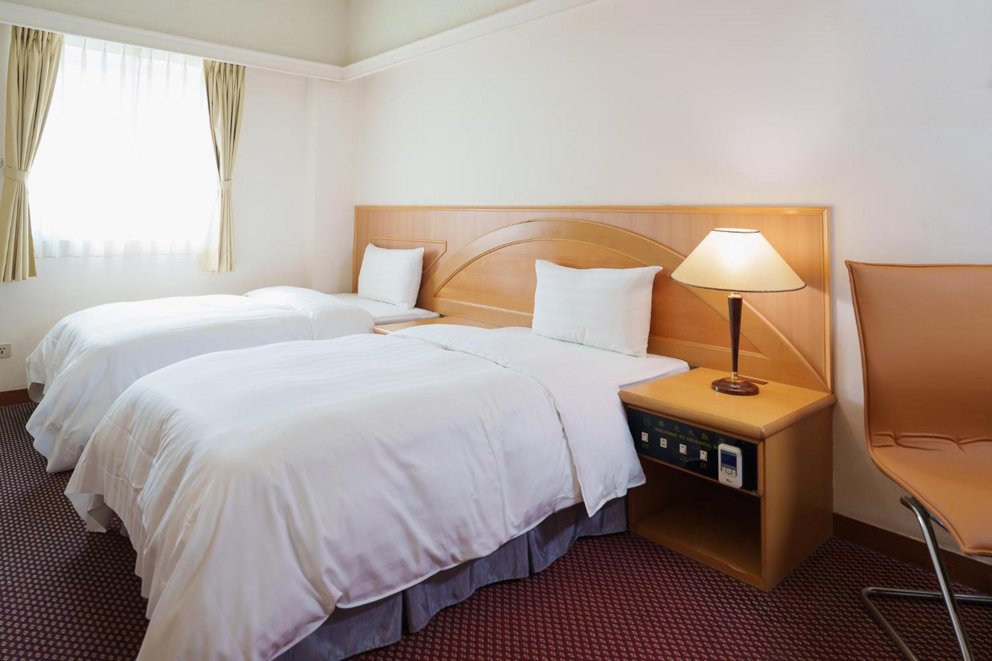 Oriental Hotel Tainan Esterno foto