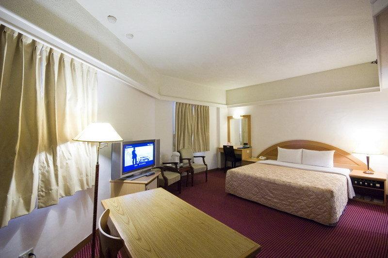 Oriental Hotel Tainan Esterno foto