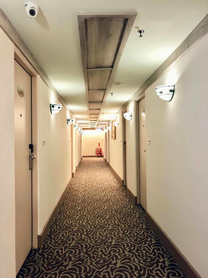 Oriental Hotel Tainan Esterno foto